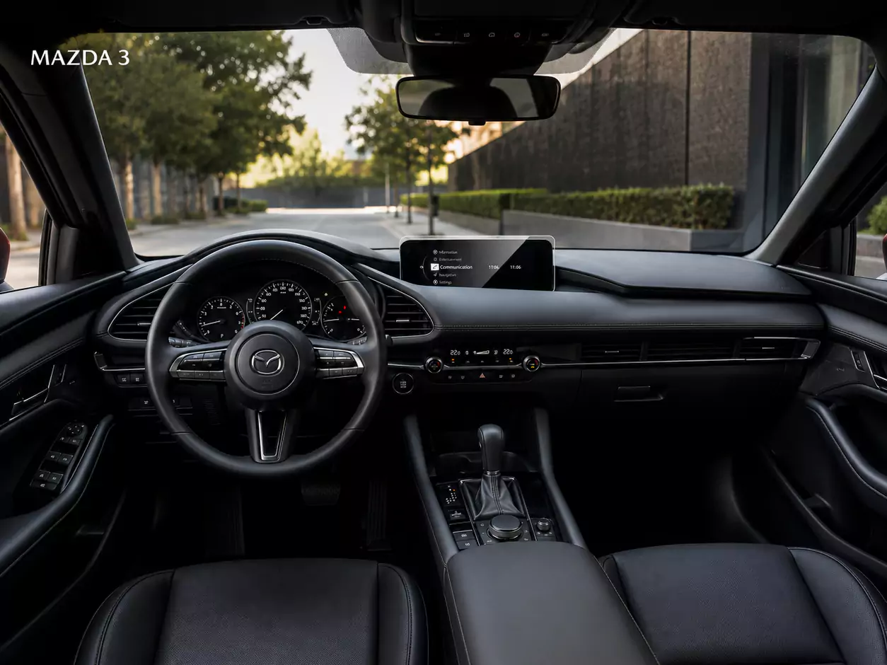 02_Mazda_3 copy گلس مانیتور مزدا 3 - تصویر 1